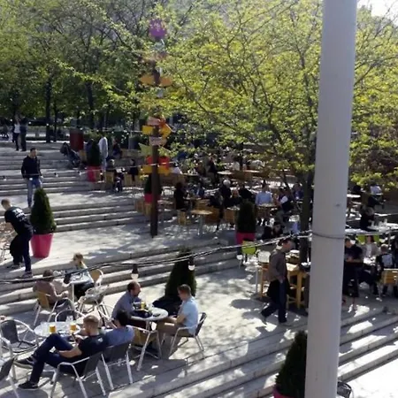 White Ship Apartmán *